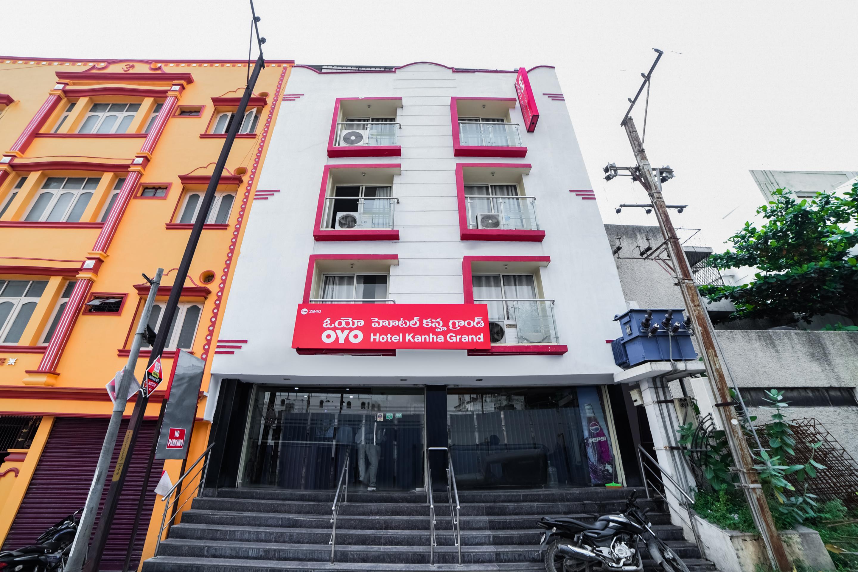 Oyo 2840 Kanha Grand Hyderabad Exterior foto