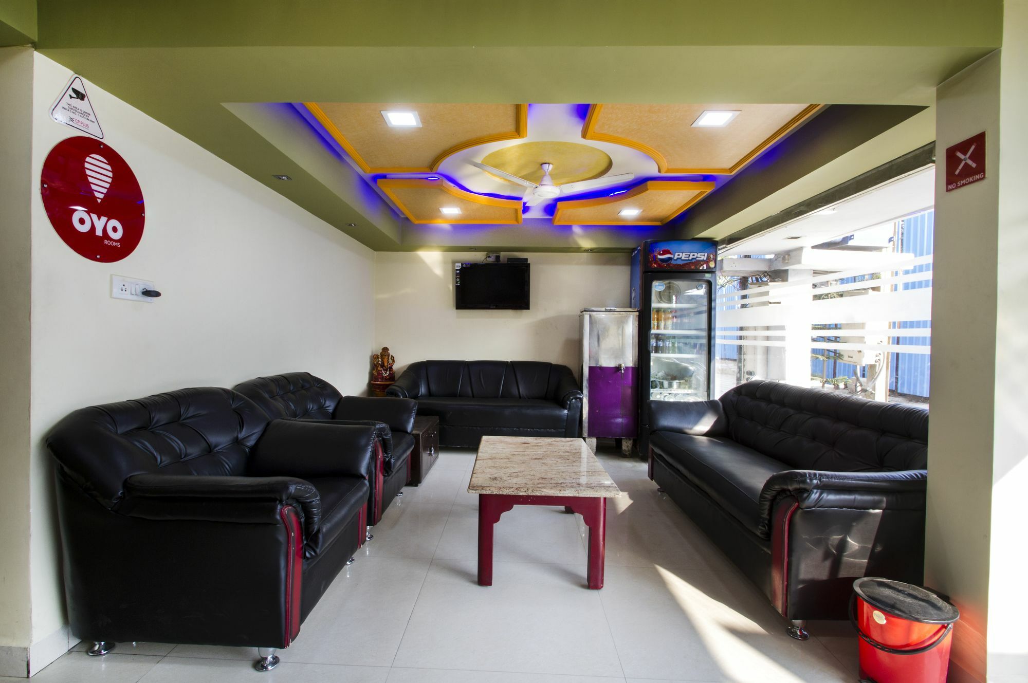 Oyo 2840 Kanha Grand Hyderabad Exterior foto